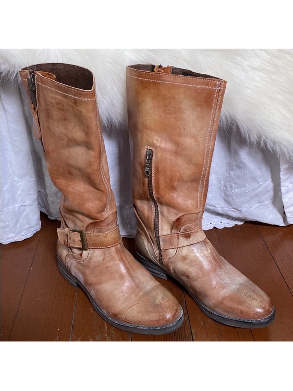 Classic Leather Mid-Calf Heeled Boots - Tan - Picture 3 of 10